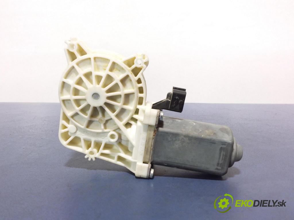 Saab 9-3 0 mechanismus stahování Sklenka: Zad: v pravo: 01