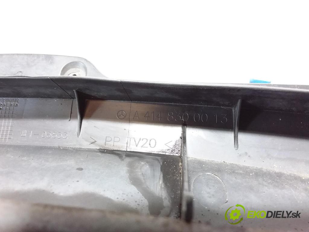 Mercedes Vaneo 2003 torpédo A4148300013