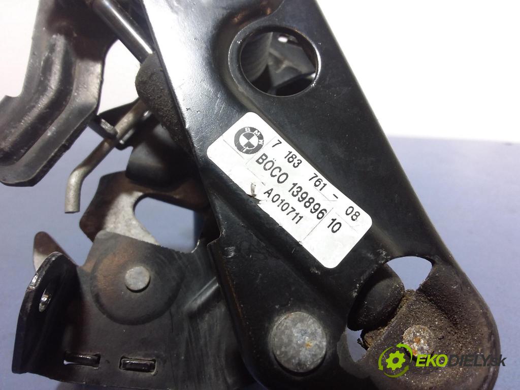 Bmw Seria 7 2011 zámek masky: 7183761