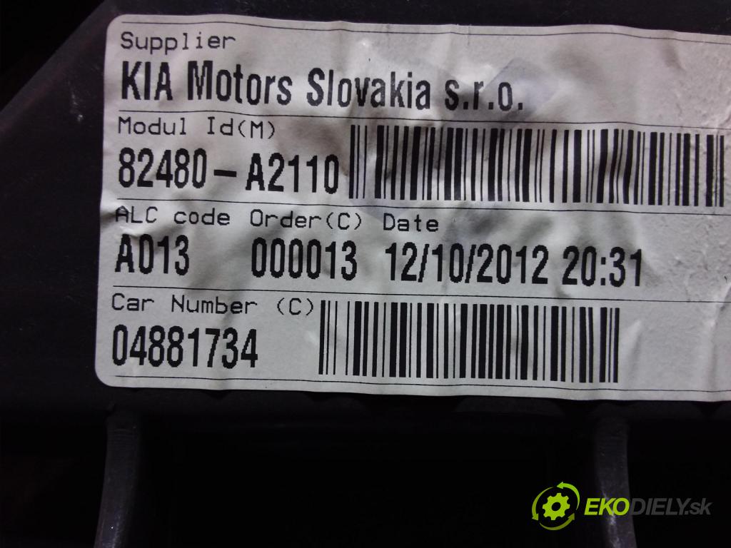 Kia Ceed 2012 mechanismus stahování Sklenka: před v pravo: 82480-A2110