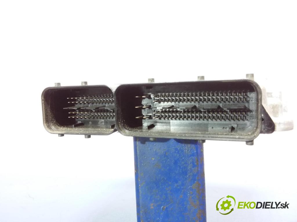 Opel Vectra 2005 riadiaca jednotka Motor: 55193967