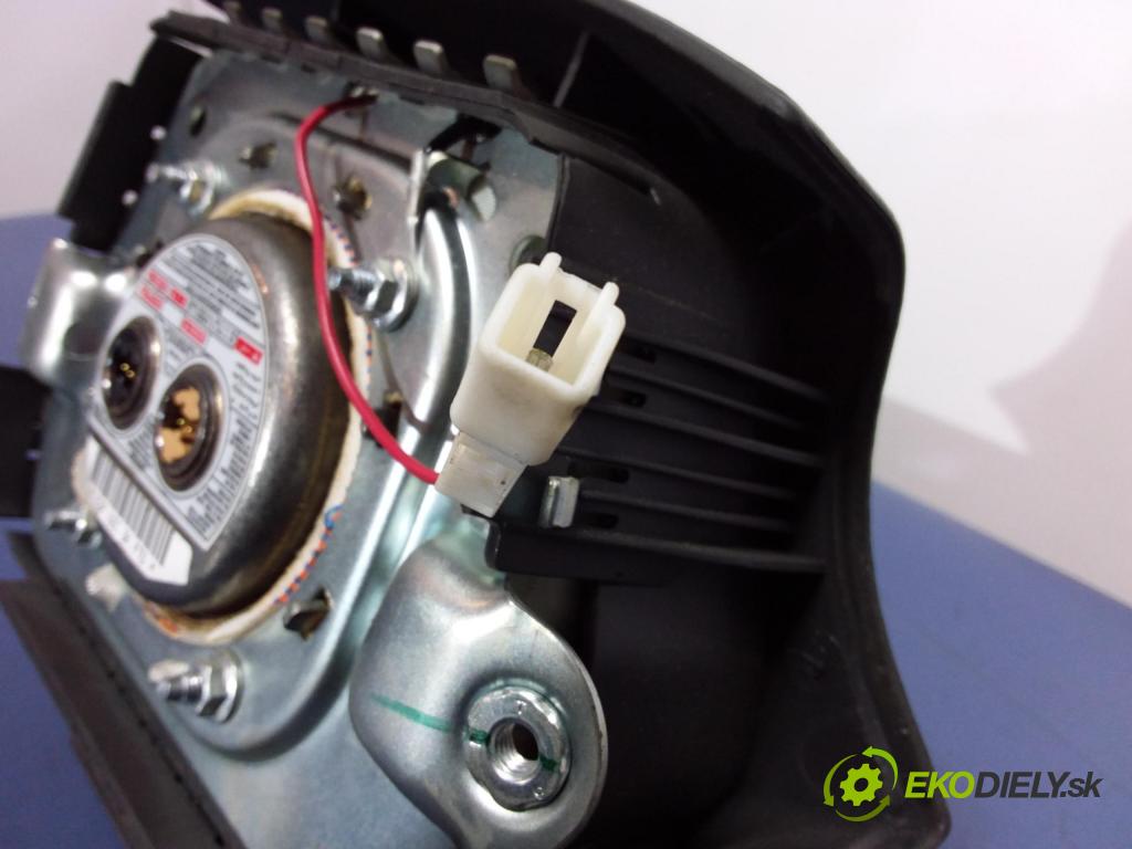 Chrysler Pacifica 2007 Airbag: Řidiči: x 