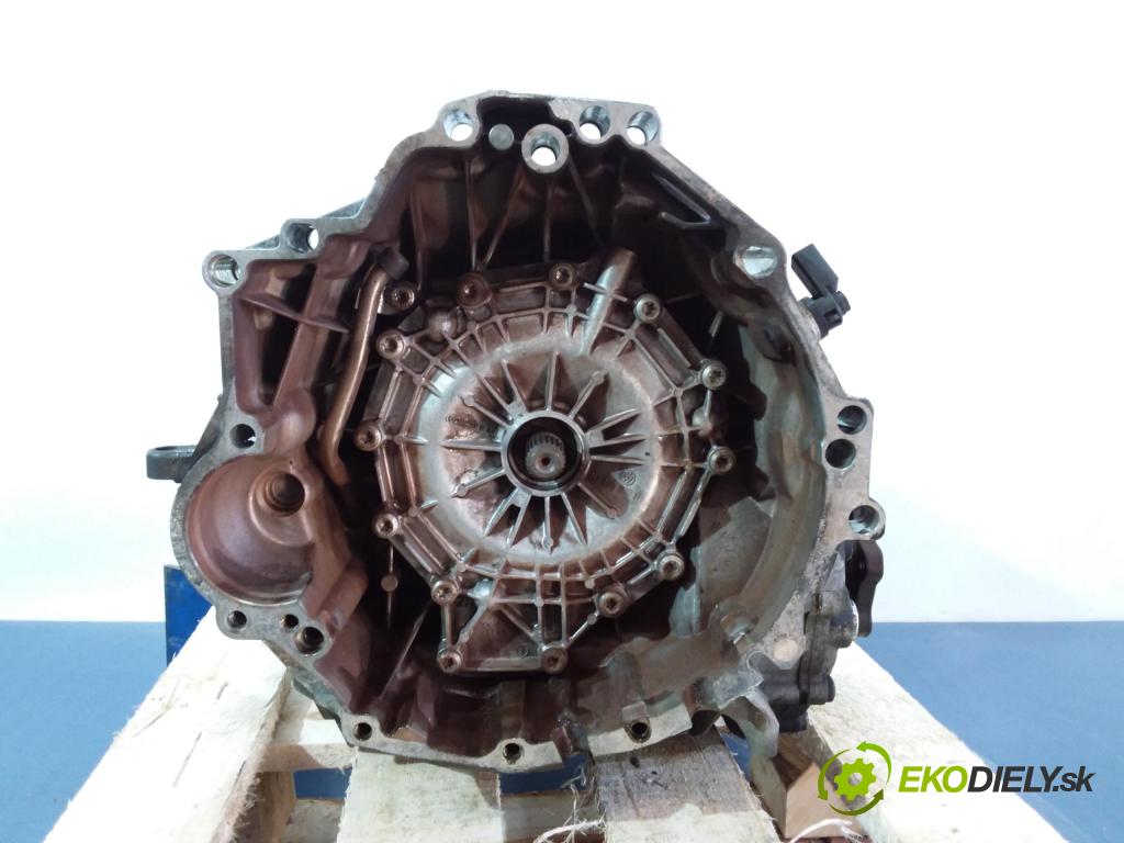 Audi A4 2006 prevodovka Výbava: Automatický: HJB