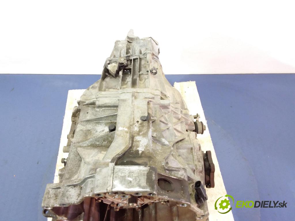 Audi A4 2006 prevodovka Výbava: Automatický: HJB