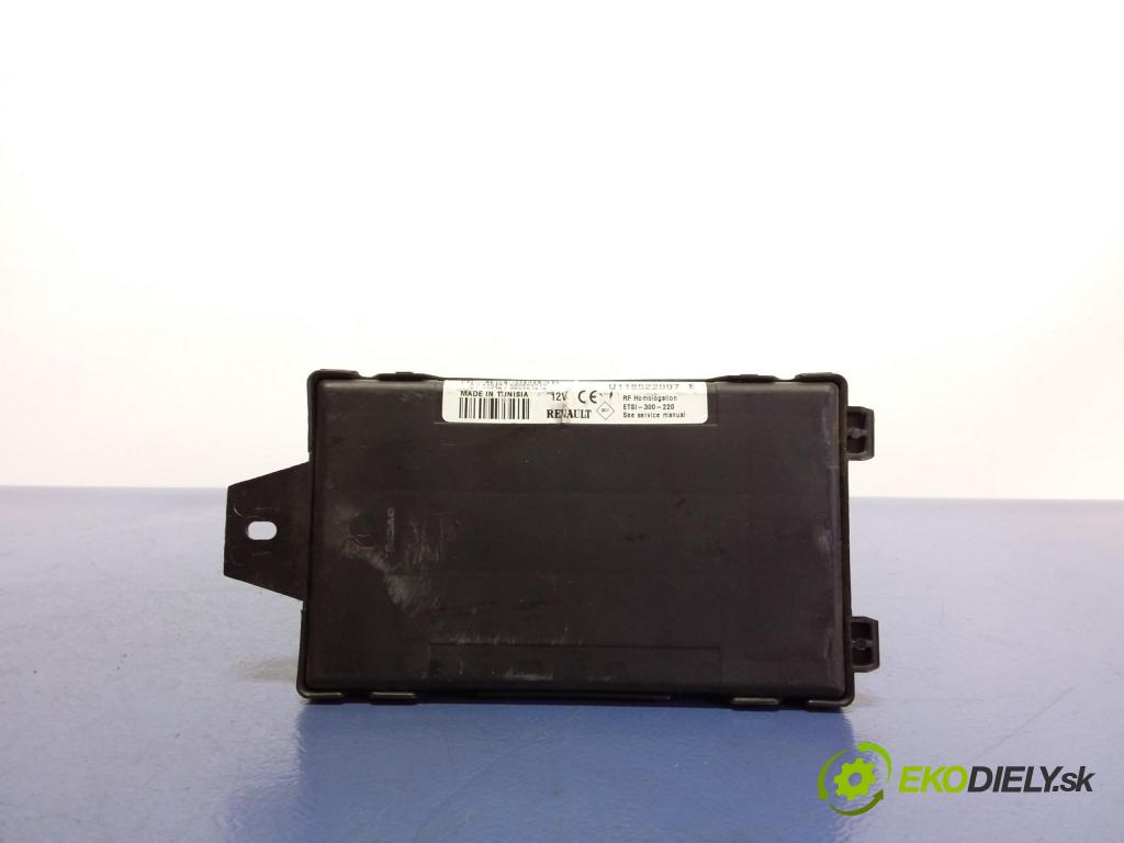 Dacia Logan 2008 skříňka Pojistky 8200296328B