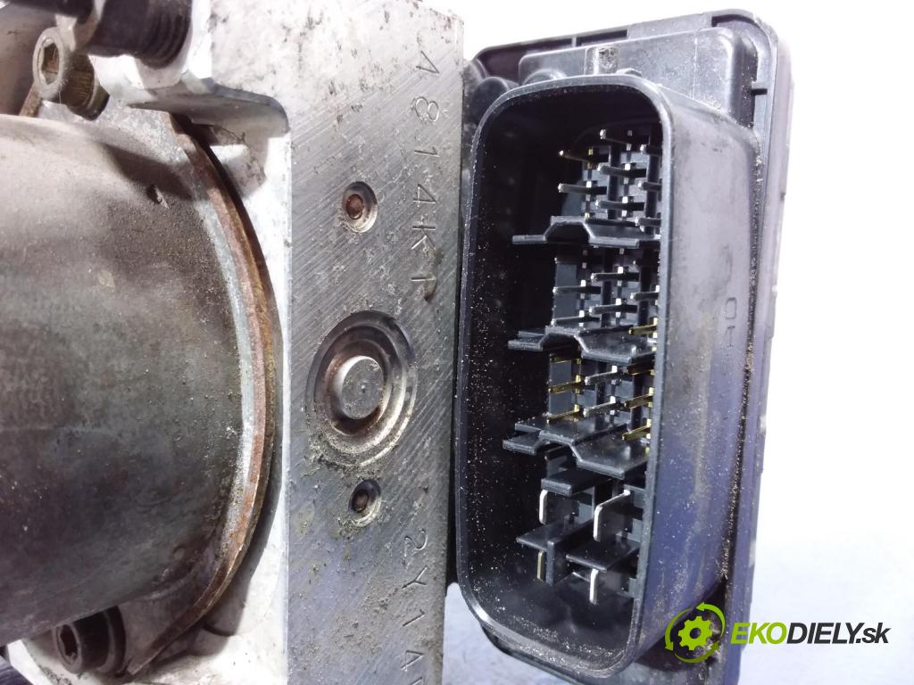 Toyota Yaris verso 2003 čerpadlo ABS x 89541-52230