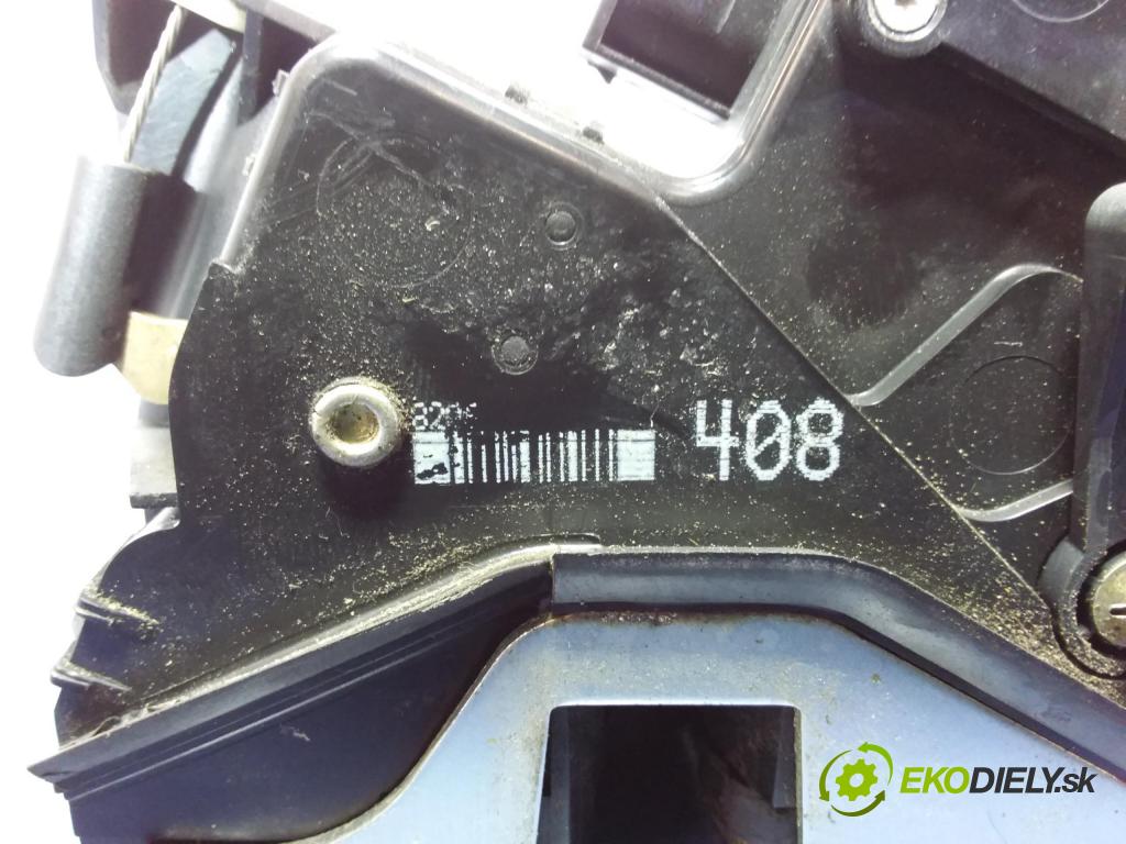 Bmw Seria 3 1998 zámek dveře před v pravo: 01