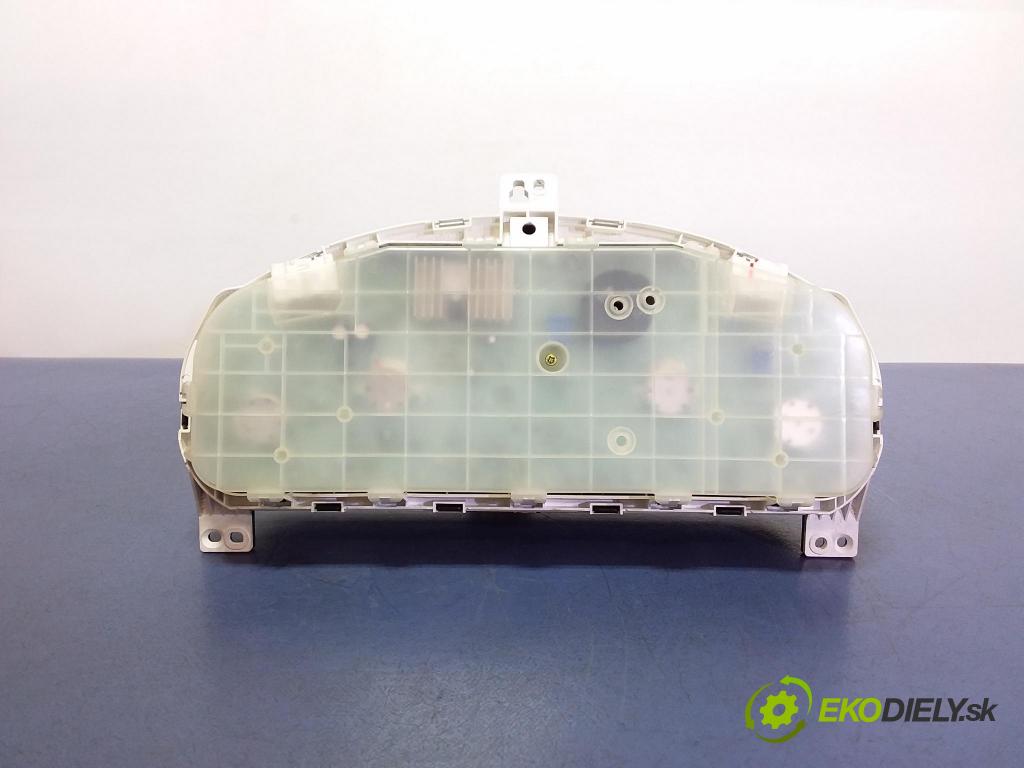 Mazda 6 2002 prístrojovka/ budíky GJ6R