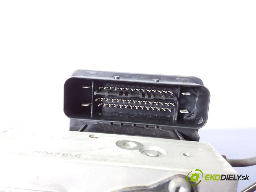 Mercedes C-klasa 2003 čerpadlo ABS x A2095452632