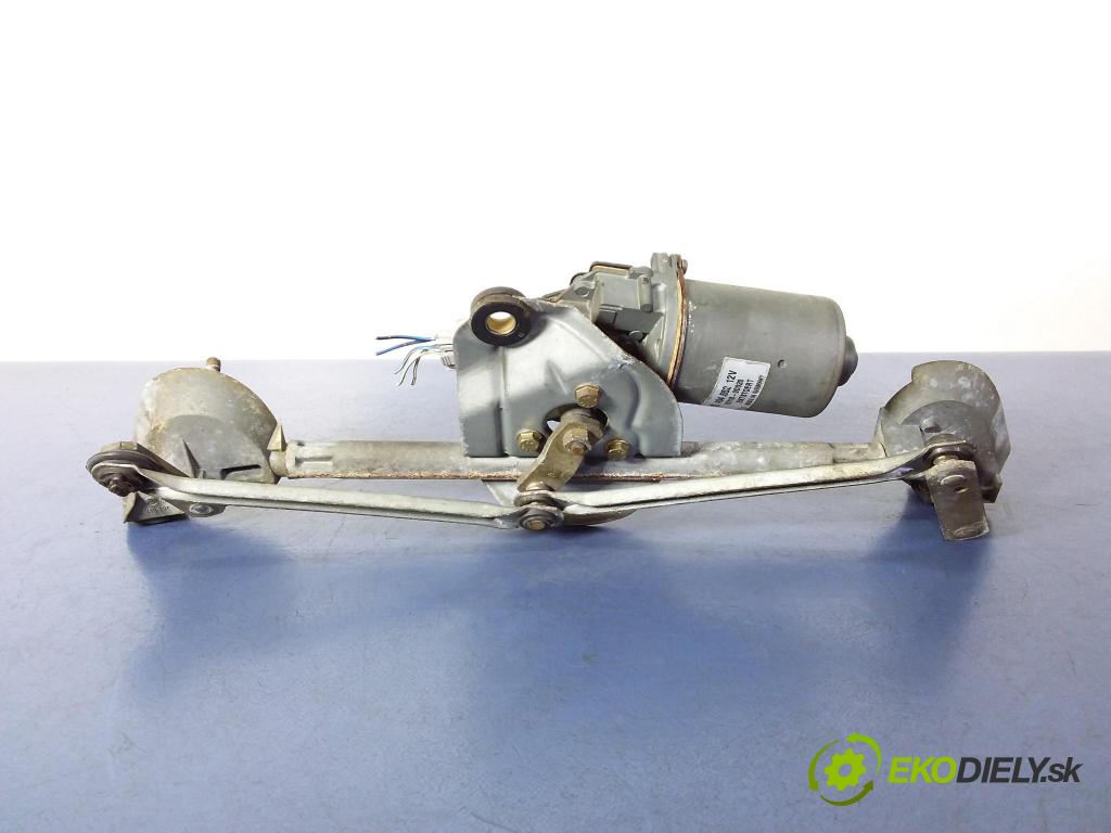 Toyota Yaris 2002 mechanizmus motor: Stierače: Predné 85110-D020