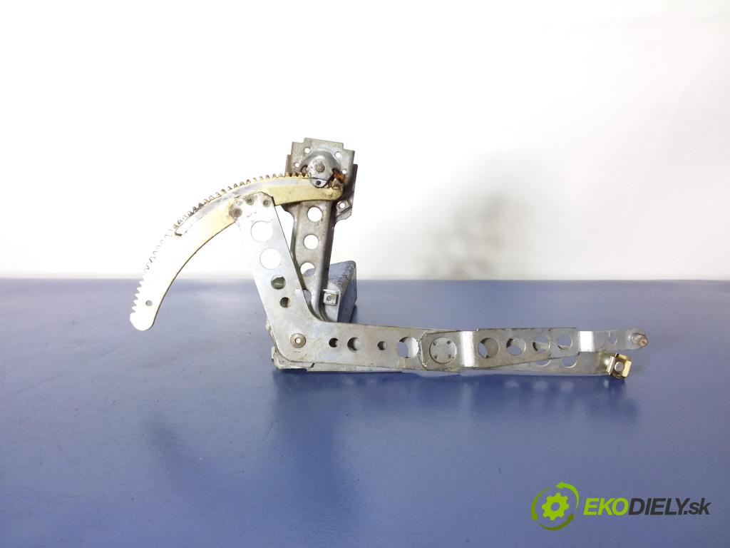 Volvo V90 1993 mechanismus stahování Sklenka: Zad: v pravo: