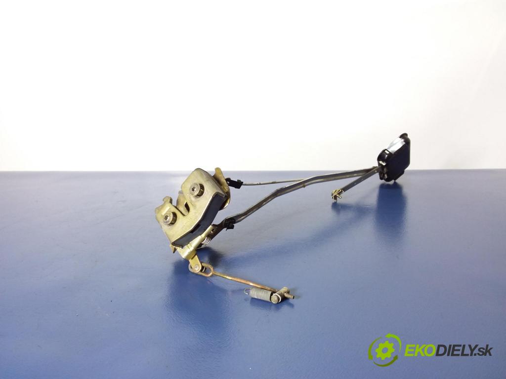 Volvo V90 1993 zámek dveře Zad: v pravo: