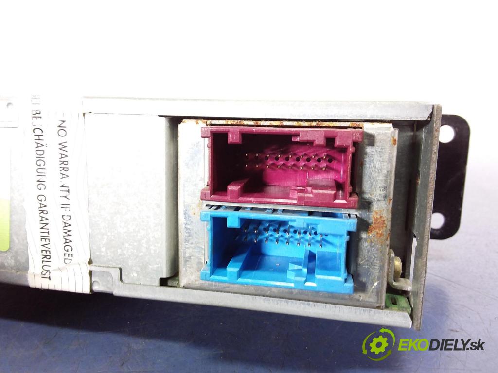 Bmw Seria 3 2002 Radio I Navigácia: 6920758