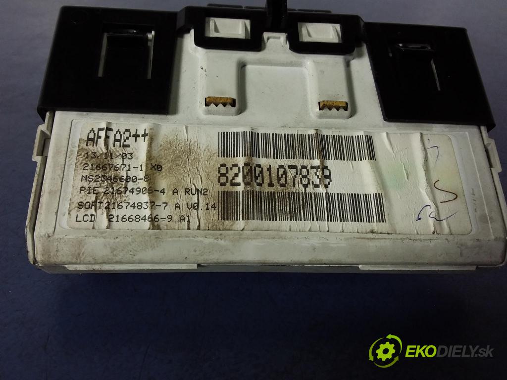 Renault Megane 2004 Zobrazit: Rádio: / GPS 8200107839