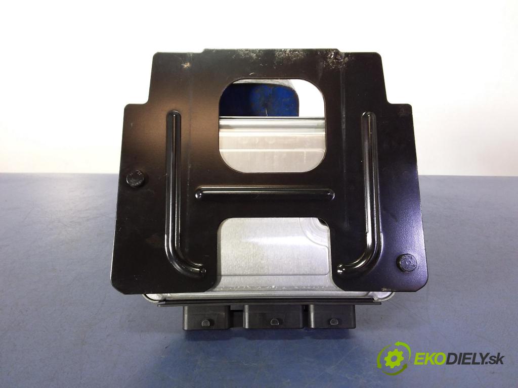 Peugeot 307 2006 riadiaca jednotka Motor: 9661377280