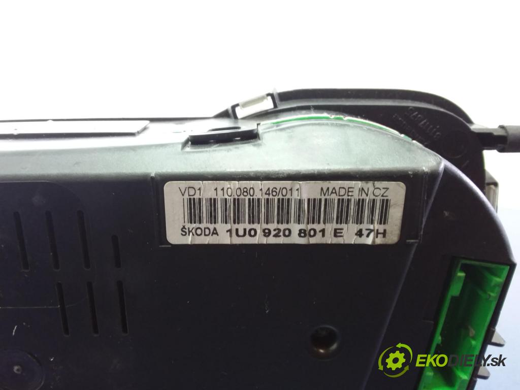 Skoda Octavia 2003 prístrojovka/ budíky 1U0920801E47H