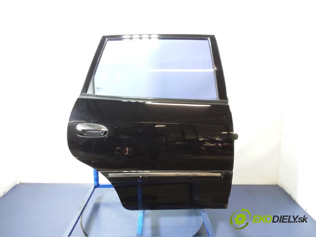 Kia Carens 2005 dvere zad Správny: