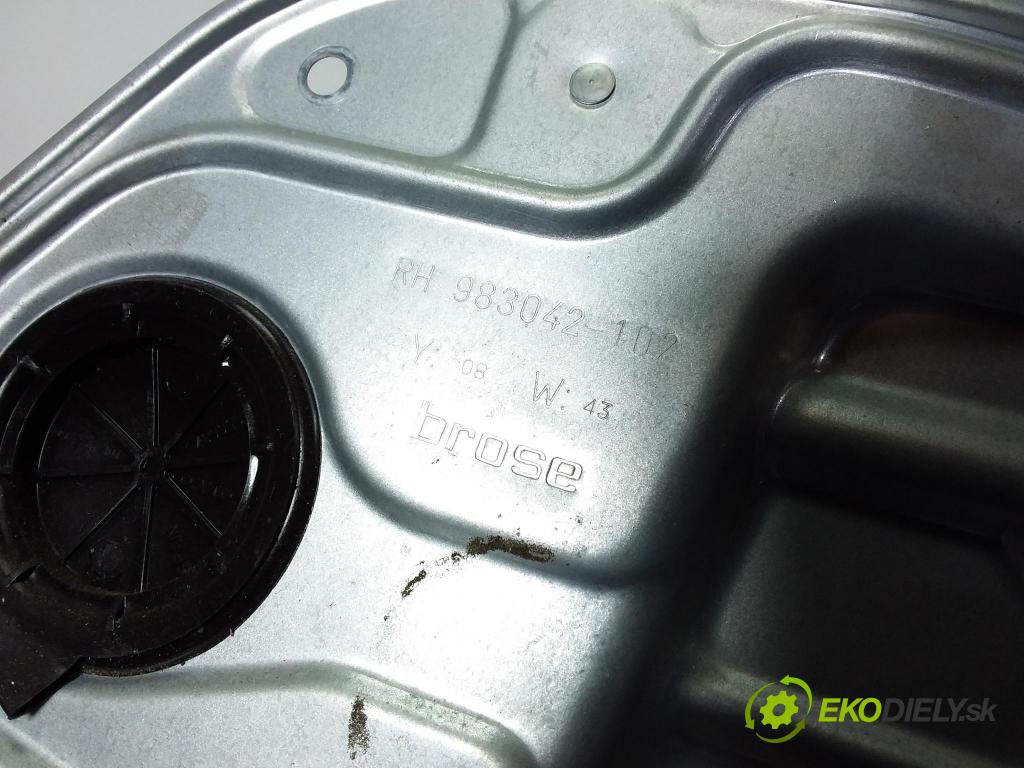 Volvo S80 2009 mechanismus stahování Sklenka: Zad: v pravo: 983042-102