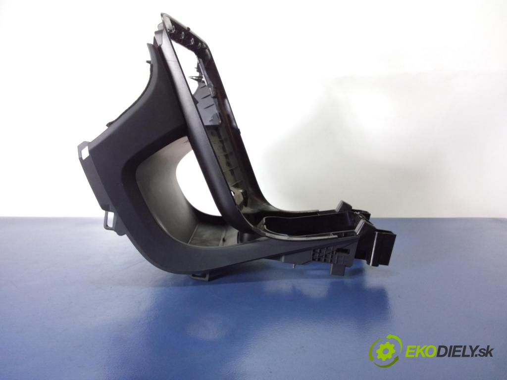 Volvo V60 2011 kokpit,pristrojová doska 30791722