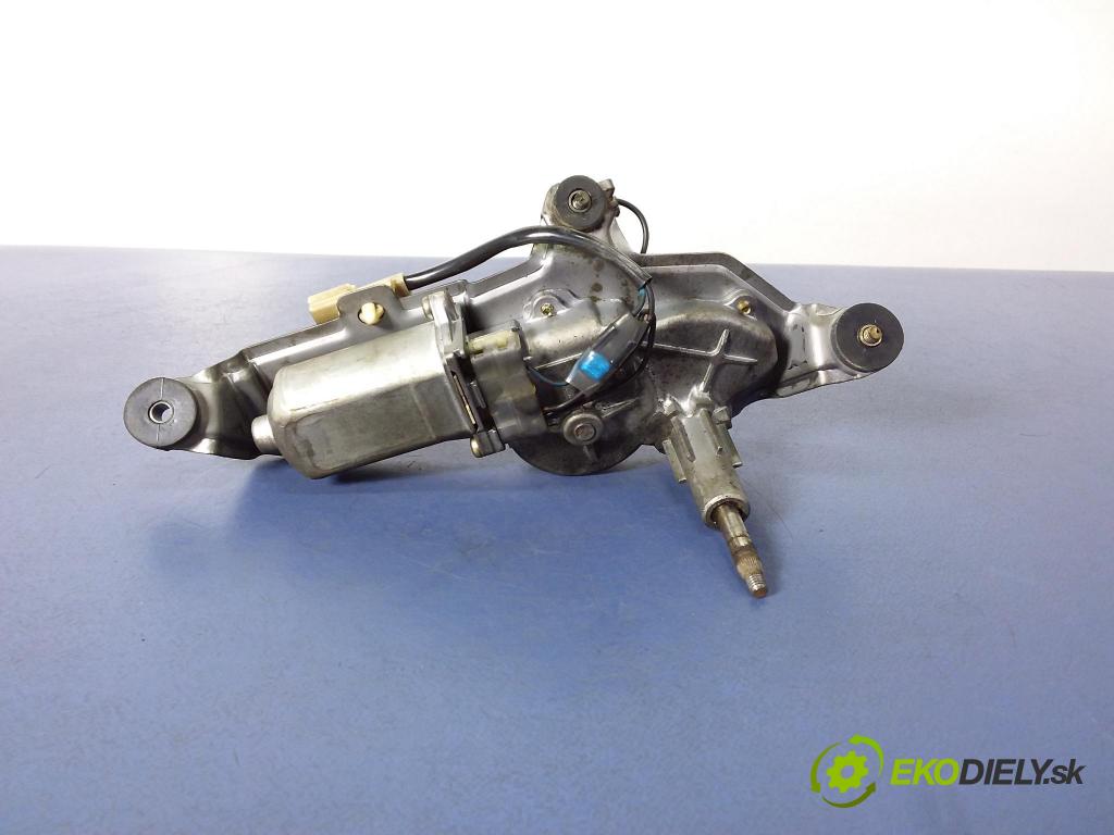 Mazda 6 2003 motor: Stierače: zad 621B-67450A
