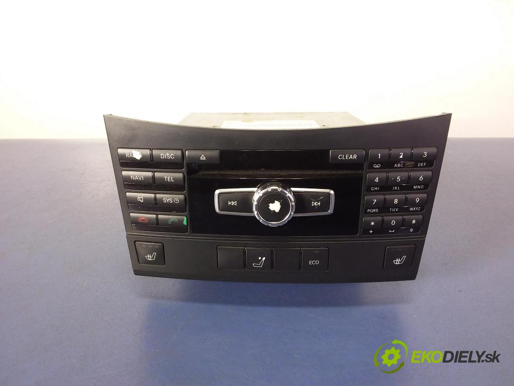 Mercedes E-klasa 2012 Radio I Navigácia: A2129001217