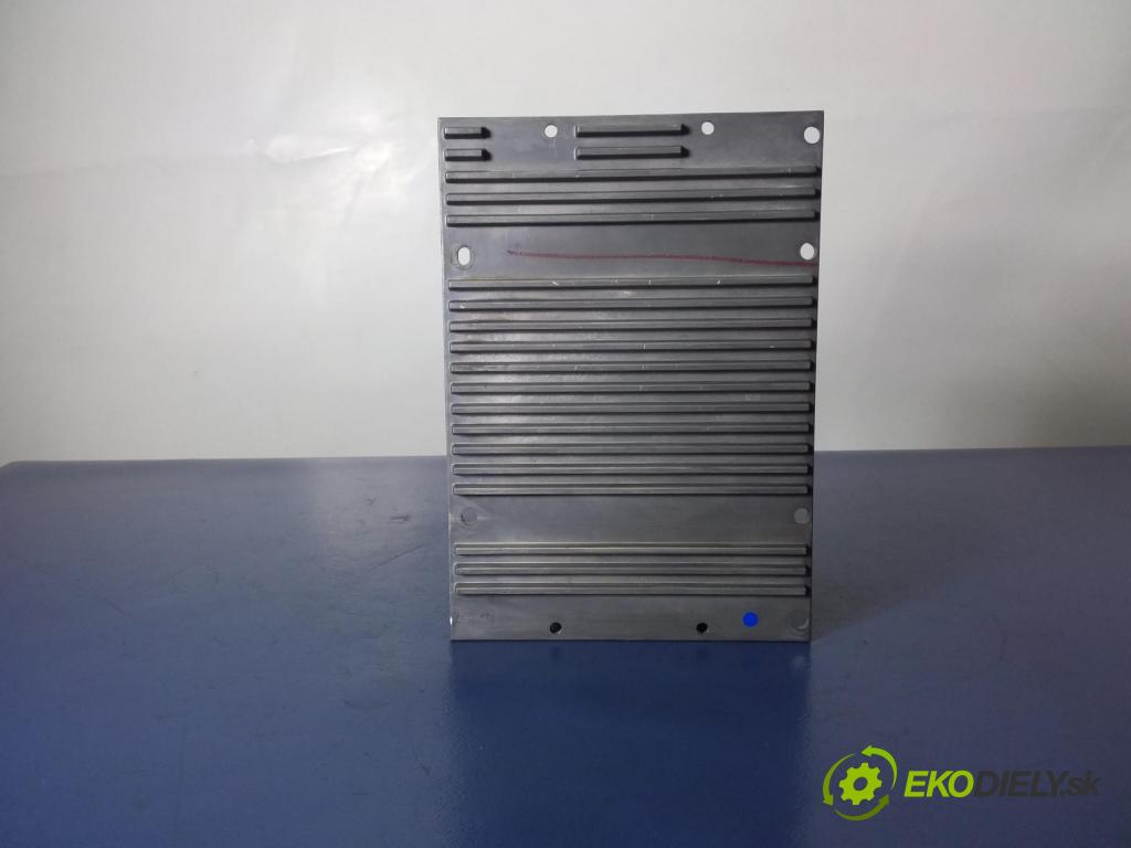Volvo S40/V40 2012 Zesilovač: Radio Navigace 30659551