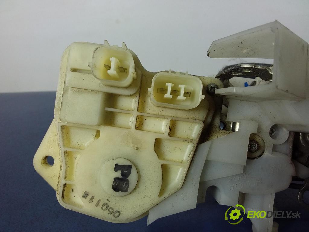 Honda City 2006 zámek dveře před Levý: 01