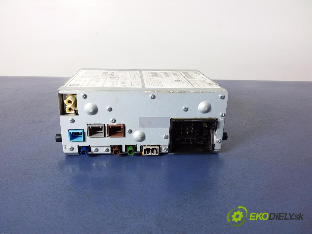 Volvo V60 2014 Radio I Navigácia: 31421664AA