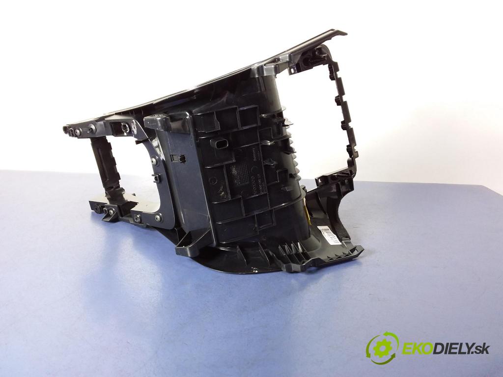Volvo V60 2014 kokpit,pristrojová doska 31369117