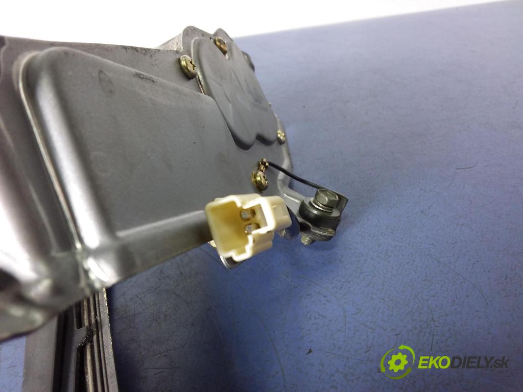 Mazda 6 2006 motor: Stierače: zad 849600-0042
