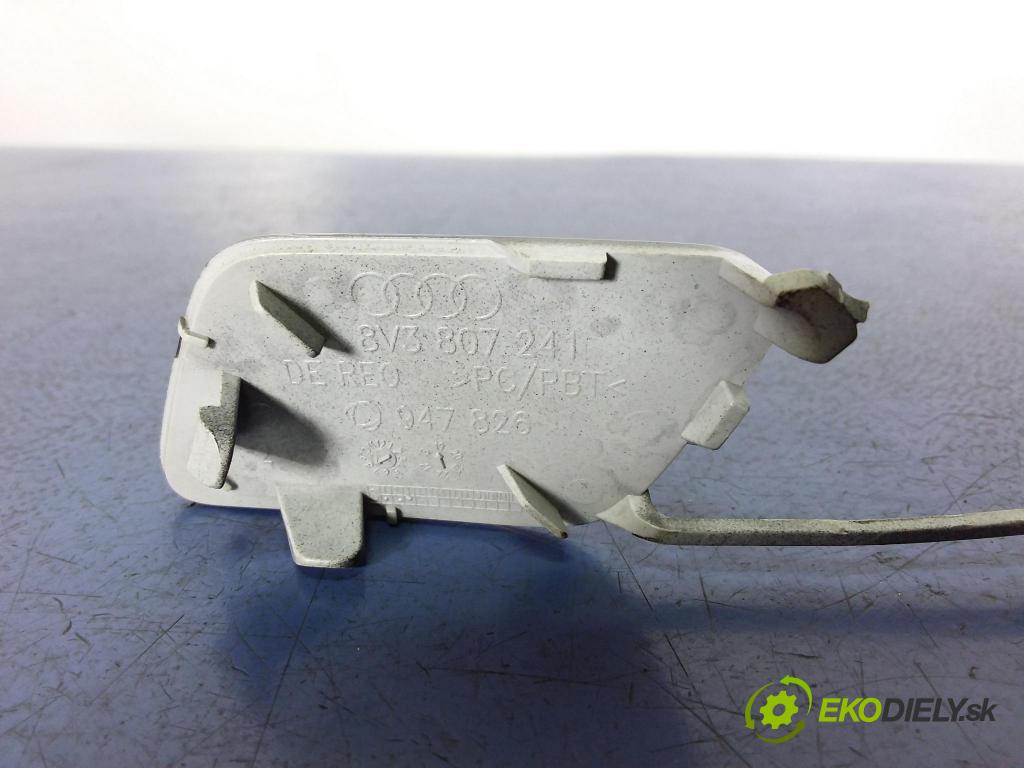 Audi A3 2013 nárazník před 8V3807241