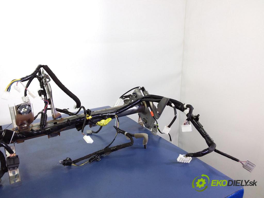 Mazda 3 2016 kokpit,pristrojová doska BADF-67-030B