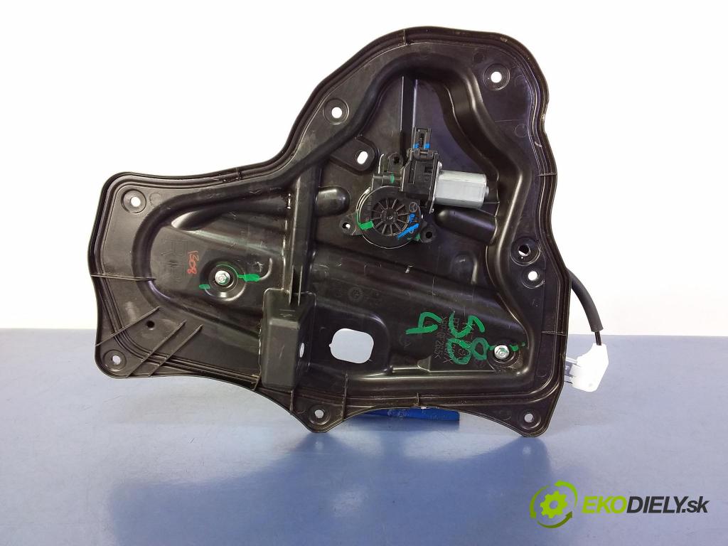 Mazda 3 2016 mechanismus stahování Sklenka: Zad: v pravo: BJS77297X