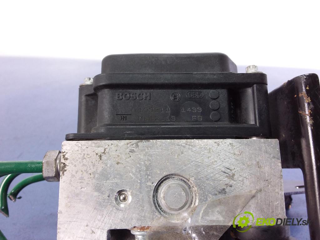 Dacia Sandero 2011 čerpadlo ABS x 0265801018