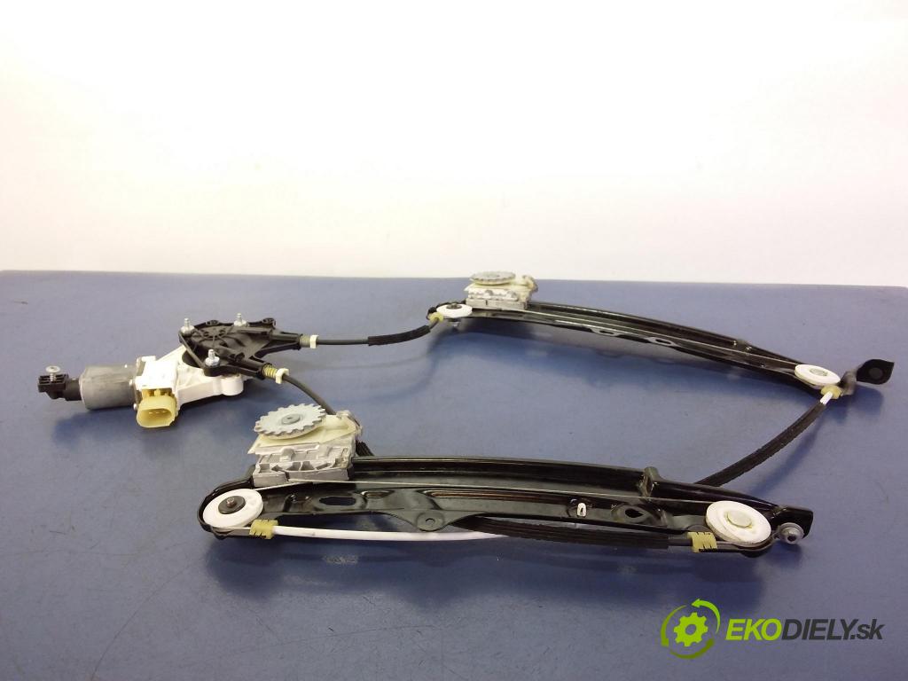Bmw Seria 4 2014 mechanismus stahování Sklenka: Zad: v pravo: 7326326