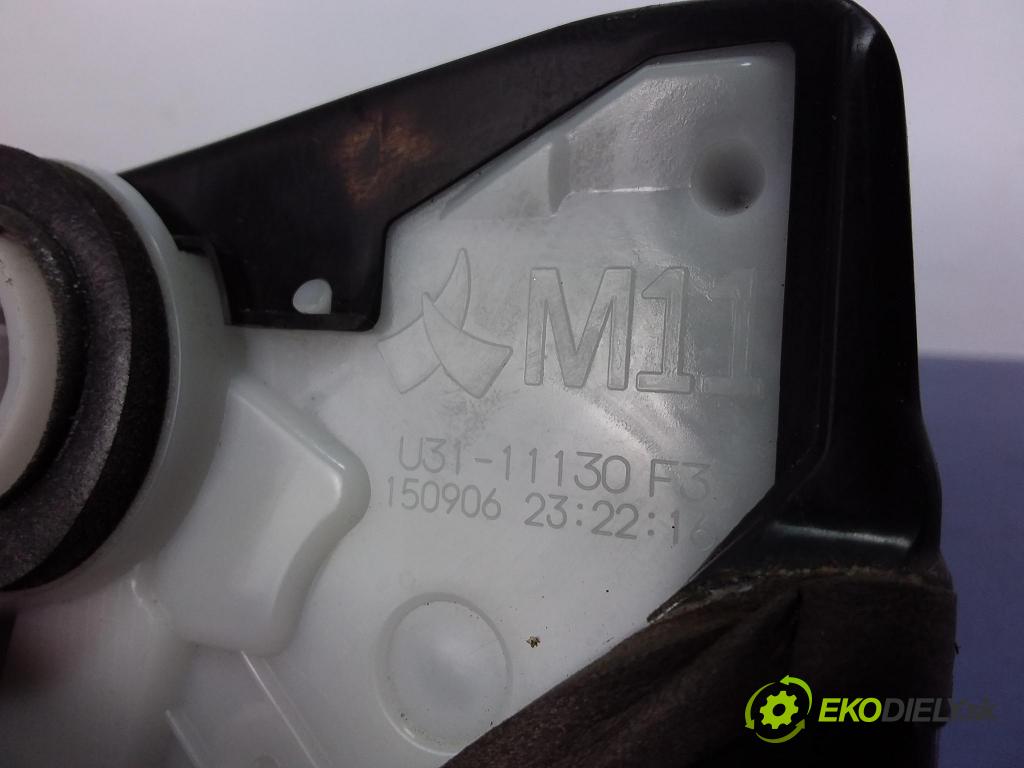 Toyota Yaris 2015 zámek dveře před v pravo: