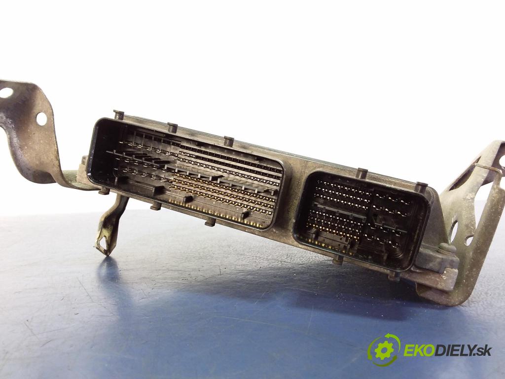 Toyota Avensis 2009 riadiaca jednotka Motor: 89661-05D80