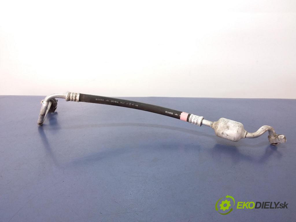 Toyota Avensis 2009 rúrka Klimatizácia: 88704-05390