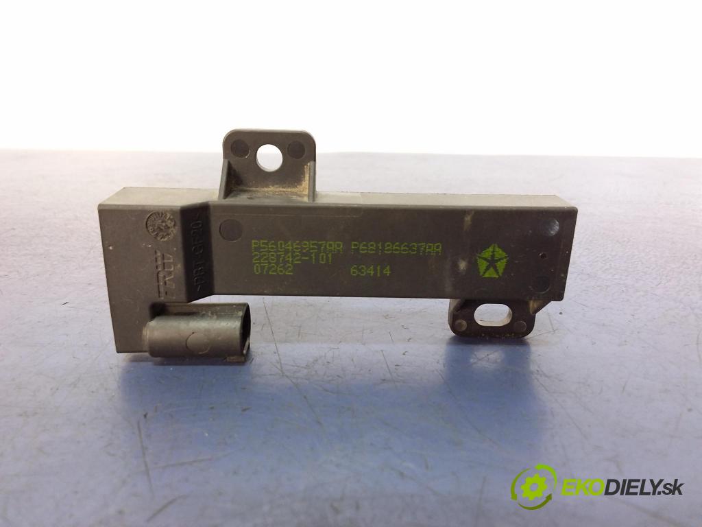 Jeep Cherokee 2016 řídící jednotka 68186637AA