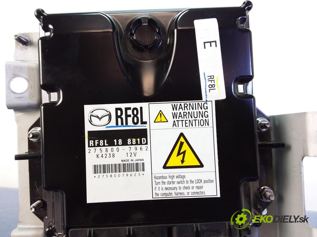 Mazda 5 2008 riadiaca jednotka Motor: RF8L18881D