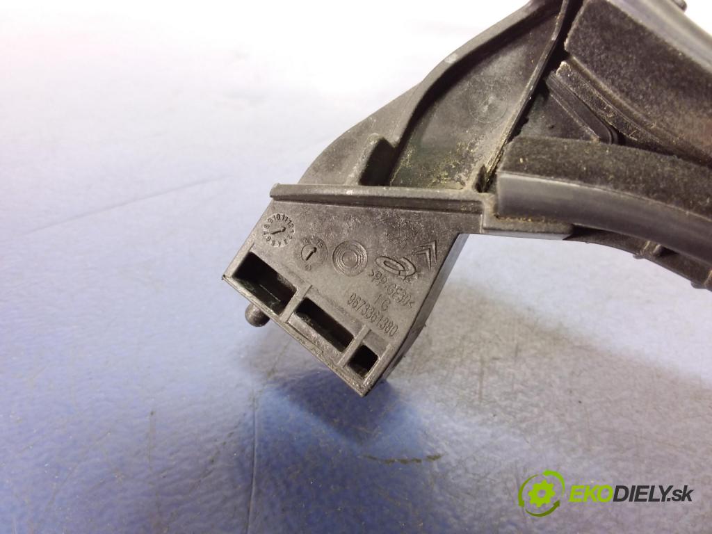 Peugeot 208 2016 mechanismus stahování Sklenka: Zad: Levý: 9673361380