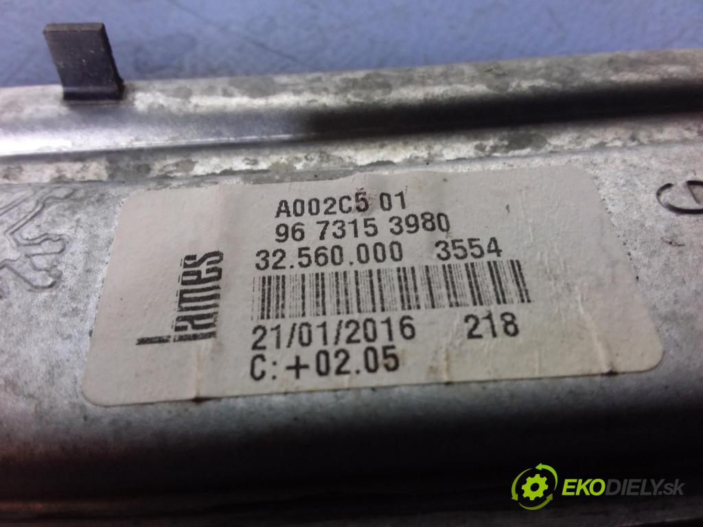 Peugeot 208 2016 mechanismus stahování Sklenka: Zad: Levý: 9673153980