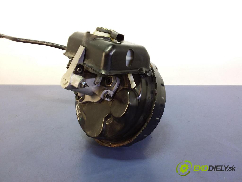 Audi A5 2008 servo Brzdní: 8K0612103E