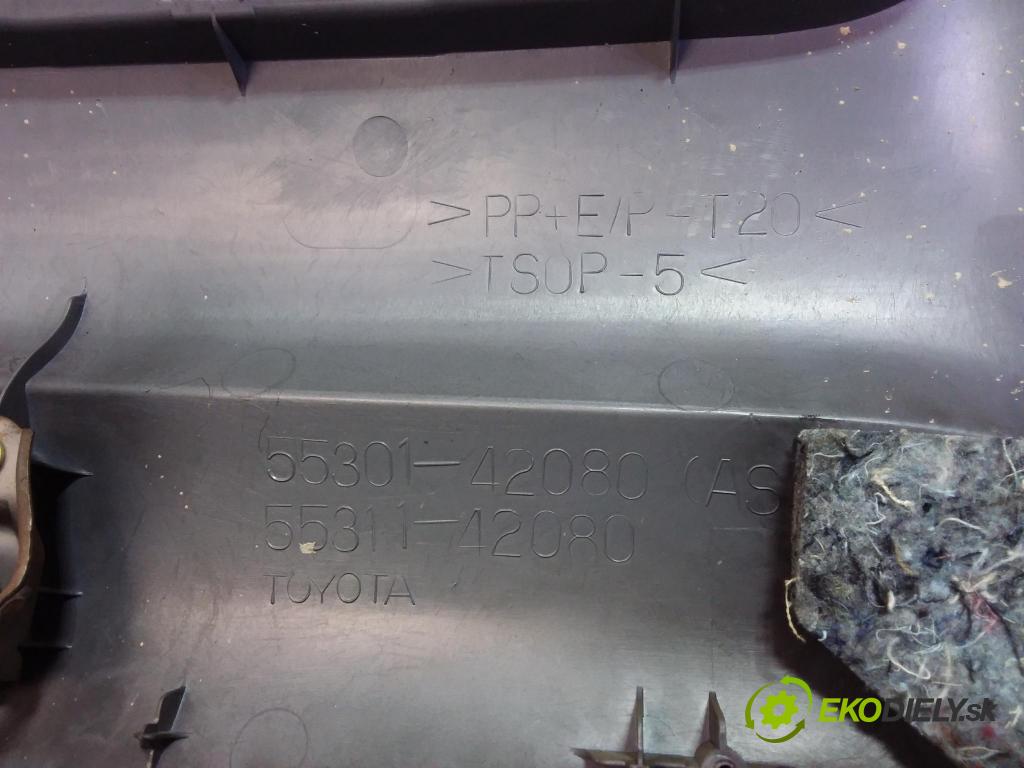 Toyota Rav4 2002 kokpit,pristrojová doska