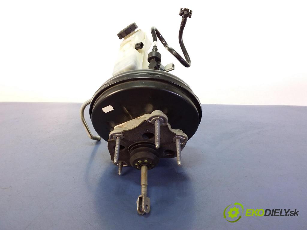 Renault Clio 2013 servo Brzdní: 472104788R