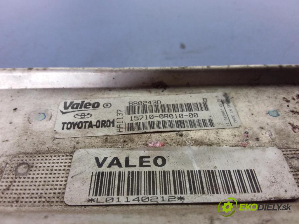 Toyota Avensis 2008 chladič oleja 880243D