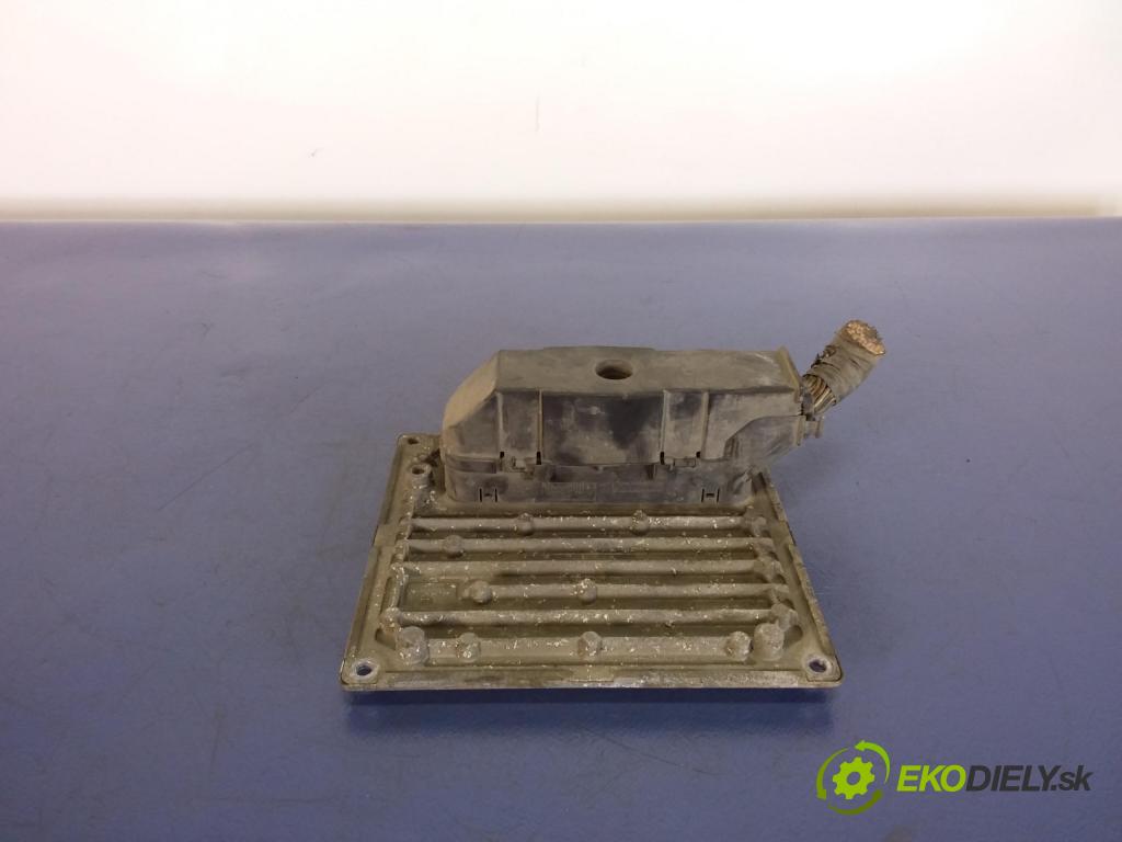 Ford Fiesta 2004 riadiaca jednotka Motor: 4S61-12A650-CB