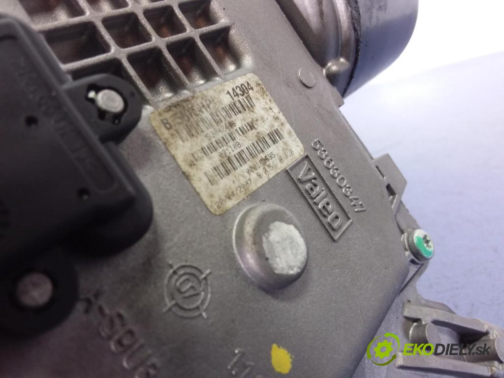 Citroen C4 picasso 2011 mechanizmus motor: Stierače: Predné 9654063280