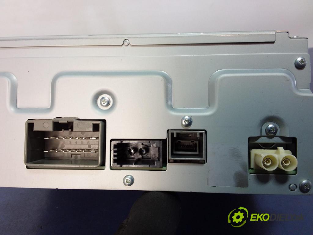 Volvo S60/V70 2011 Radio I Navigácia: 31357004