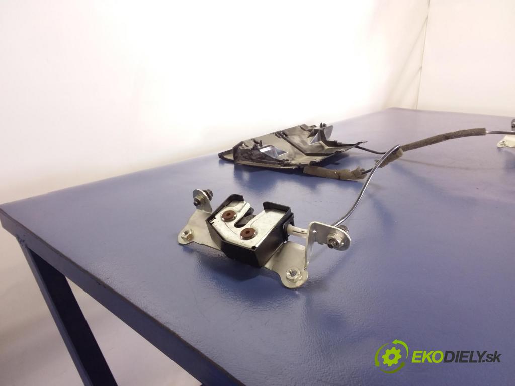 Volvo S60/V70 2011 zámek Klapky: kufr 30727871